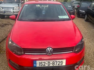 Volkswagen Polo Hatchback, Petrol, 2015, Red