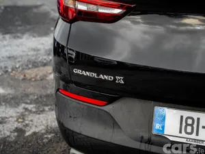 Vauxhall Grandland X Hatchback, Petrol, 2018, Black