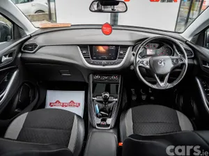 Vauxhall Grandland X Hatchback, Petrol, 2018, Black