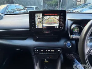 Toyota Yaris Hatchback, Petrol Hybrid, 2022, White