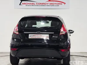 Ford Fiesta Hatchback, Petrol, 2013, Black
