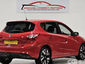 Nissan Pulsar Hatchback, Diesel, 2016, Red