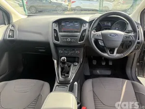 Ford Focus Hatchback, Petrol, 2015, Grey