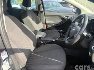 Ford Focus Hatchback, Petrol, 2015, Grey