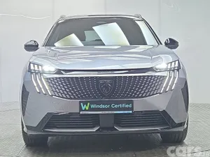 Peugeot 5008 SUV, Electric, 2025, Grey