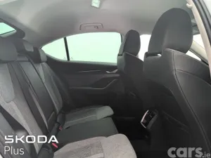 Skoda Octavia Saloon, Diesel, 2026, White