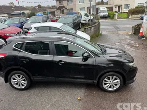 Nissan Qashqai Hatchback, Petrol, 2016, Black
