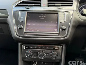 Volkswagen Tiguan SUV, Petrol, 2017, Black