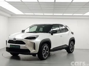 Toyota Yaris Cross SUV, Petrol Hybrid, 2024, White