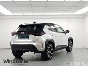 Toyota Yaris Cross SUV, Petrol Hybrid, 2024, White