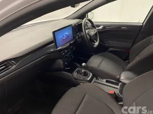 Ford Focus Hatchback, Petrol, 2024, White