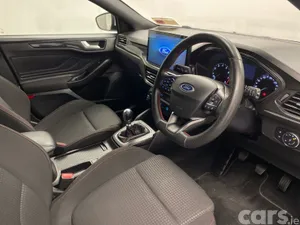 Ford Focus Hatchback, Petrol, 2024, White