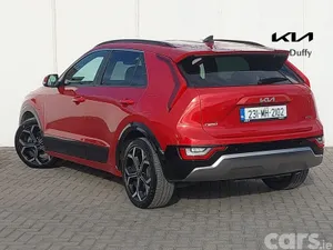 Kia Niro SUV, Petrol Plug-in Hybrid, 2023, Red