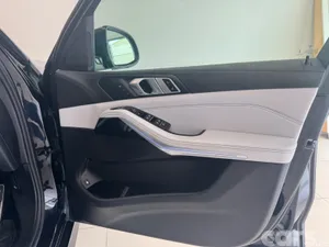 BMW X5 SUV, Petrol Plug-in Hybrid, 2023, Black