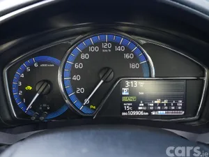 Toyota Corolla Saloon, Petrol Hybrid, 2019, Silver