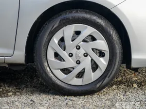 Toyota Corolla Saloon, Petrol Hybrid, 2019, Silver
