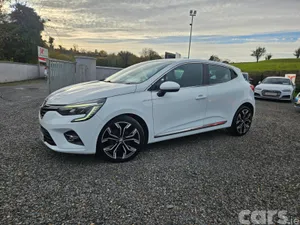 Renault Clio Hatchback, Petrol, 2022, White