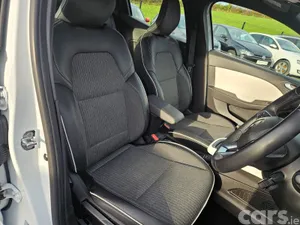 Renault Clio Hatchback, Petrol, 2022, White