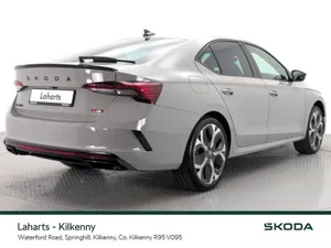 Skoda Octavia Saloon, Petrol, 2027, Grey