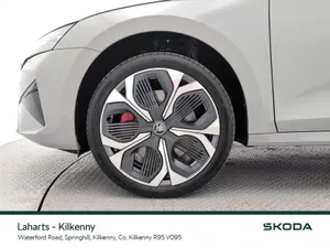 Skoda Octavia Saloon, Petrol, 2027, Grey