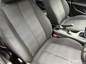 Peugeot 308 Hatchback, Diesel, 2016, Black