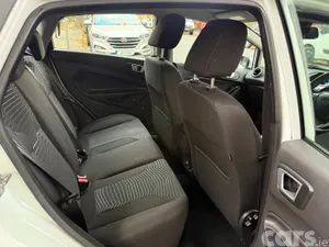 Ford Fiesta Hatchback, Petrol, 2014, White