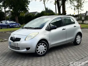 Toyota Yaris Hatchback, Petrol, 2006, Silver