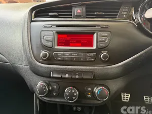 Kia Ceed Hatchback, Petrol, 2017, Red