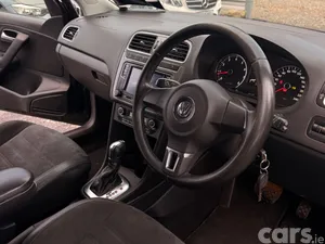 Volkswagen Polo Hatchback, Petrol, 2012, Black