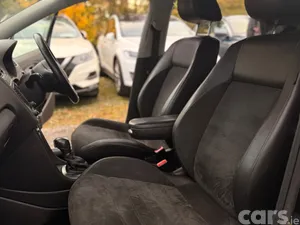 Volkswagen Polo Hatchback, Petrol, 2012, Black