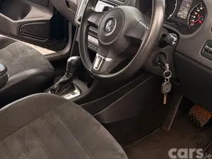 Volkswagen Polo Hatchback, Petrol, 2012, Black