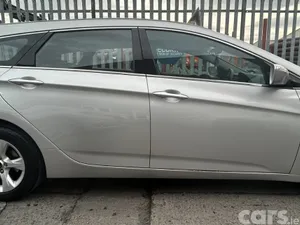Hyundai i40 Estate, Diesel, 2012, Silver