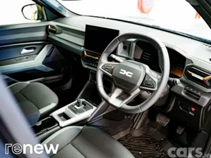Dacia Duster SUV, Petrol Hybrid, 2025, Grey
