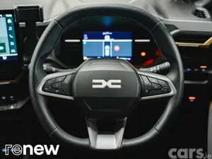 Dacia Duster SUV, Petrol Hybrid, 2025, Grey