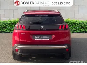 Peugeot 3008 MPV, Petrol, 2020, Red