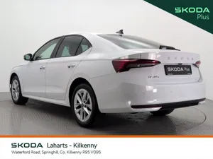Skoda Octavia Saloon, Diesel, 2024, Silver
