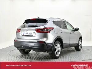 Nissan Qashqai SUV, Petrol, 2021, Silver
