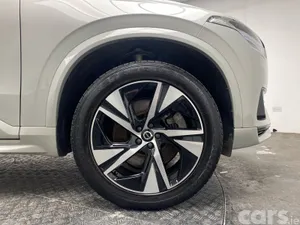 Volvo XC90 SUV, Petrol Plug-in Hybrid, 2022, Gold