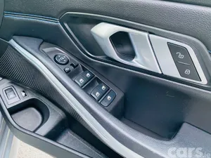 BMW 3-Series Estate, Petrol Plug-in Hybrid, 2023, Grey