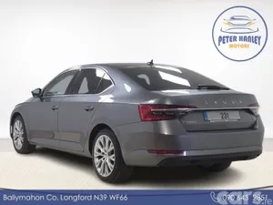 Skoda Superb Hatchback, Petrol Plug-in Hybrid, 2023, Grey