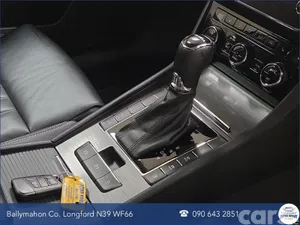 Skoda Superb Hatchback, Petrol Plug-in Hybrid, 2023, Grey