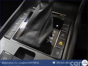 Skoda Superb Hatchback, Petrol Plug-in Hybrid, 2023, Grey