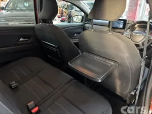 Dacia Jogger MPV, Petrol, 2023, Orange