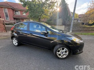Ford Fiesta Hatchback, Petrol, 2015, Black