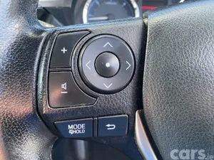 Toyota Corolla Saloon, Diesel, 2016, Beige