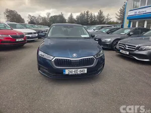 Skoda Octavia Saloon, Petrol Hybrid, 2024, Blue