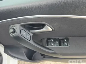 Volkswagen Polo Hatchback, Petrol, 2017, White