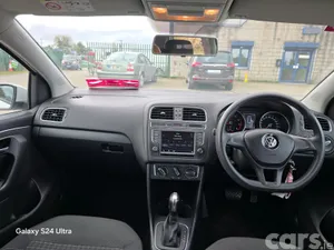 Volkswagen Polo Hatchback, Petrol, 2017, White
