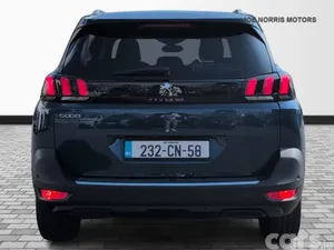 Peugeot 5008 MPV, Diesel, 2023, Blue