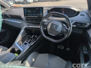 Peugeot 5008 MPV, Diesel, 2023, Blue